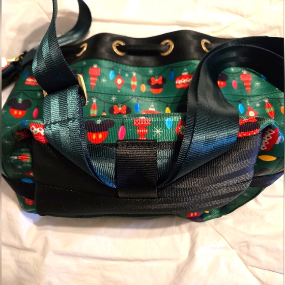 Harvey's Disney Christmas Park Hopper Bag - Picture 2 of 6